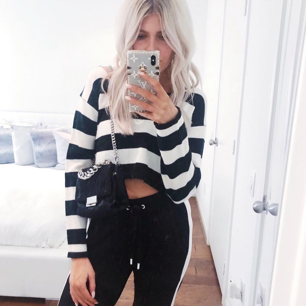 Lovers and friends striped crop sweater 🕸